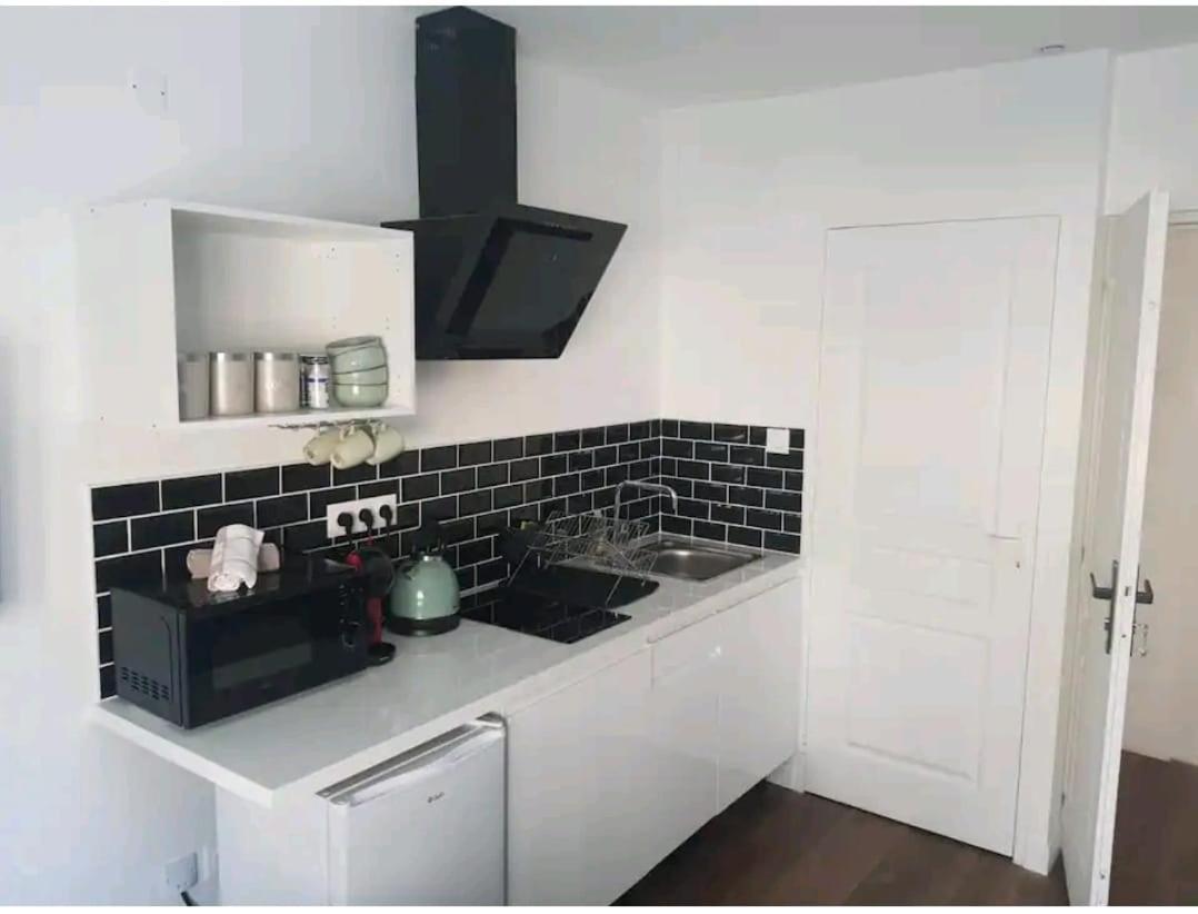La Nouvelle-Orleans - Hyper-Centre- 2Mn Sncf - Wi-Fi Netflix Gratuit Apartment Niort Exterior photo